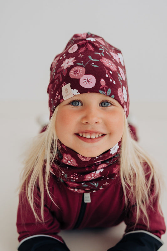 Children's merino wool hat METTE "Winter Flowers"
