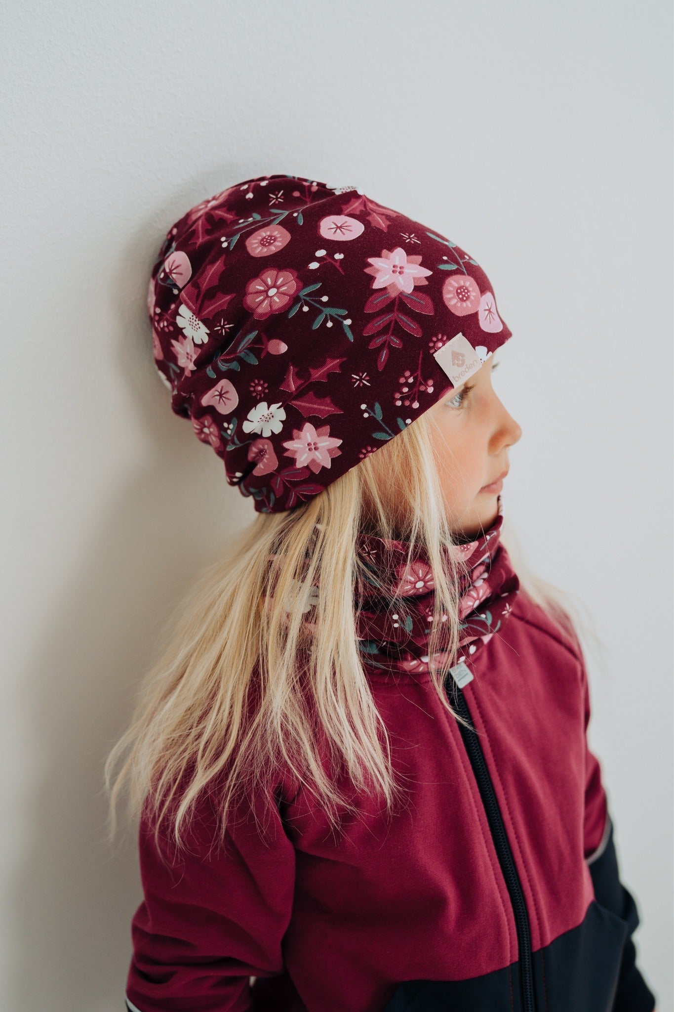 Children's merino wool hat METTE "Winter Flowers"